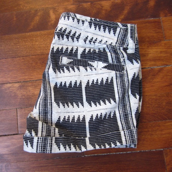 American Eagle Outfitters - Aztec Print Shorts - Picture 4 of 5